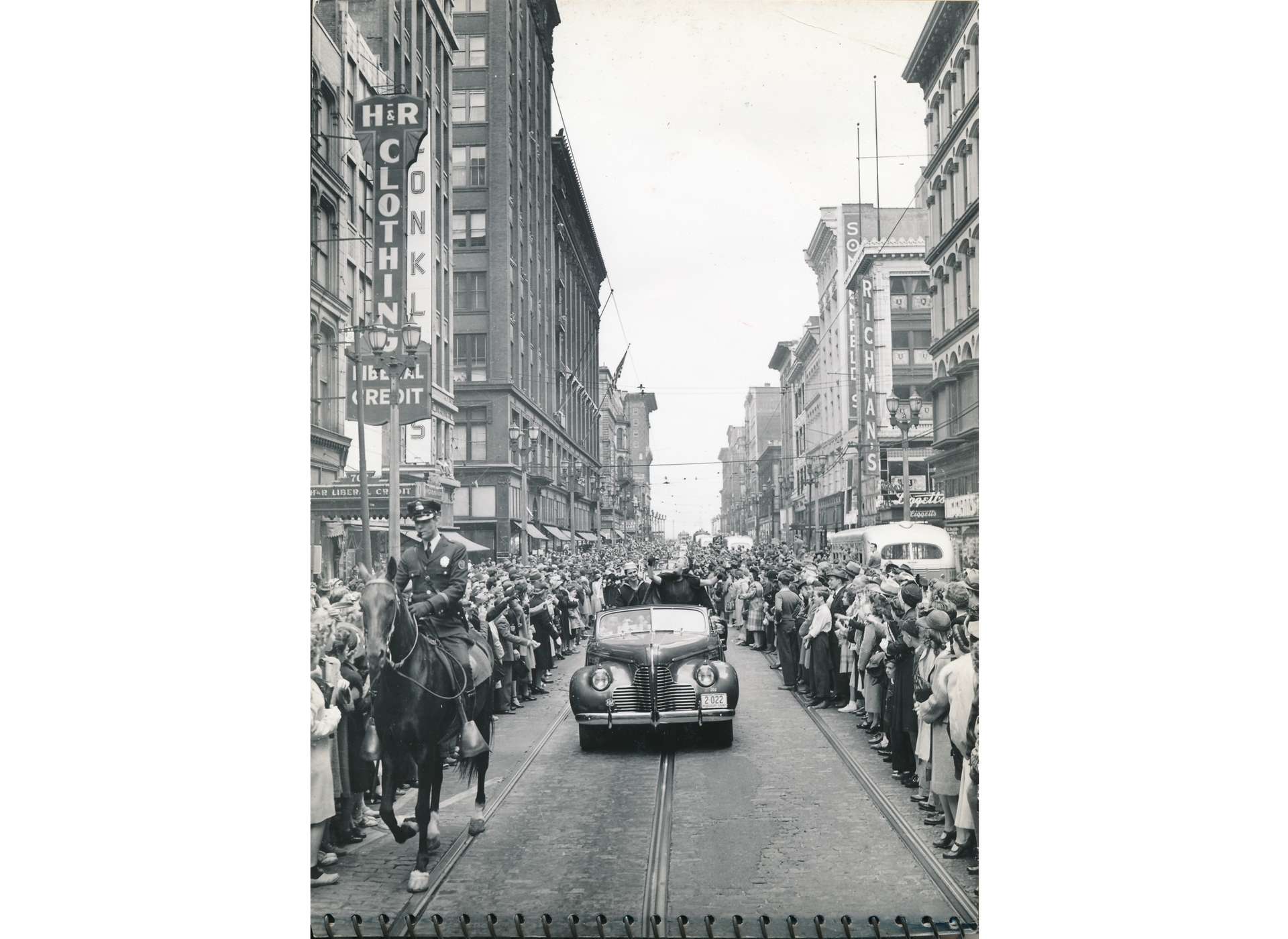 Hitting the Road with the Hollywood Victory Caravan The National WWII